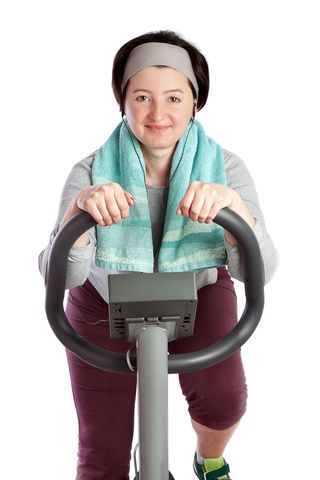 vrouw op fiets